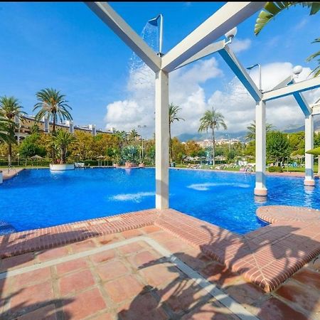 El Estudio De La Playa Benalbeach Holidays Paradise Benalmadena Bagian luar foto